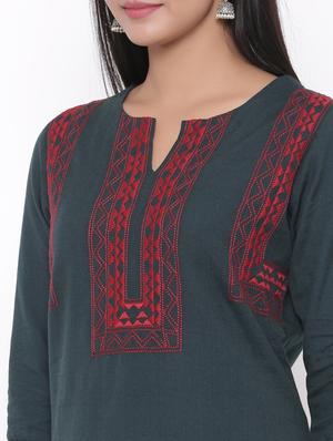 embroidered straight kurta - 17692924 - Standard Image - 4
