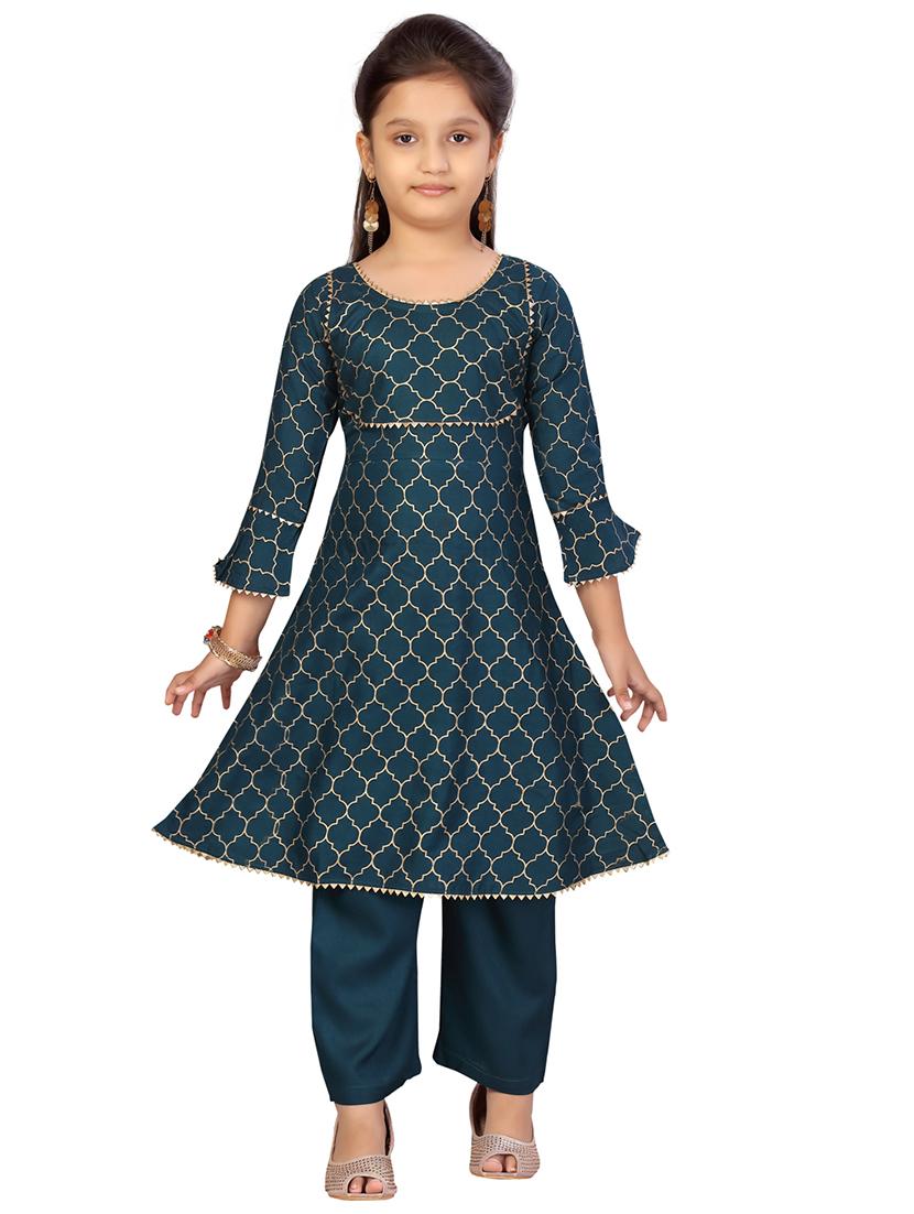 green printed suit set - 17692955 - Zoom Image - 1