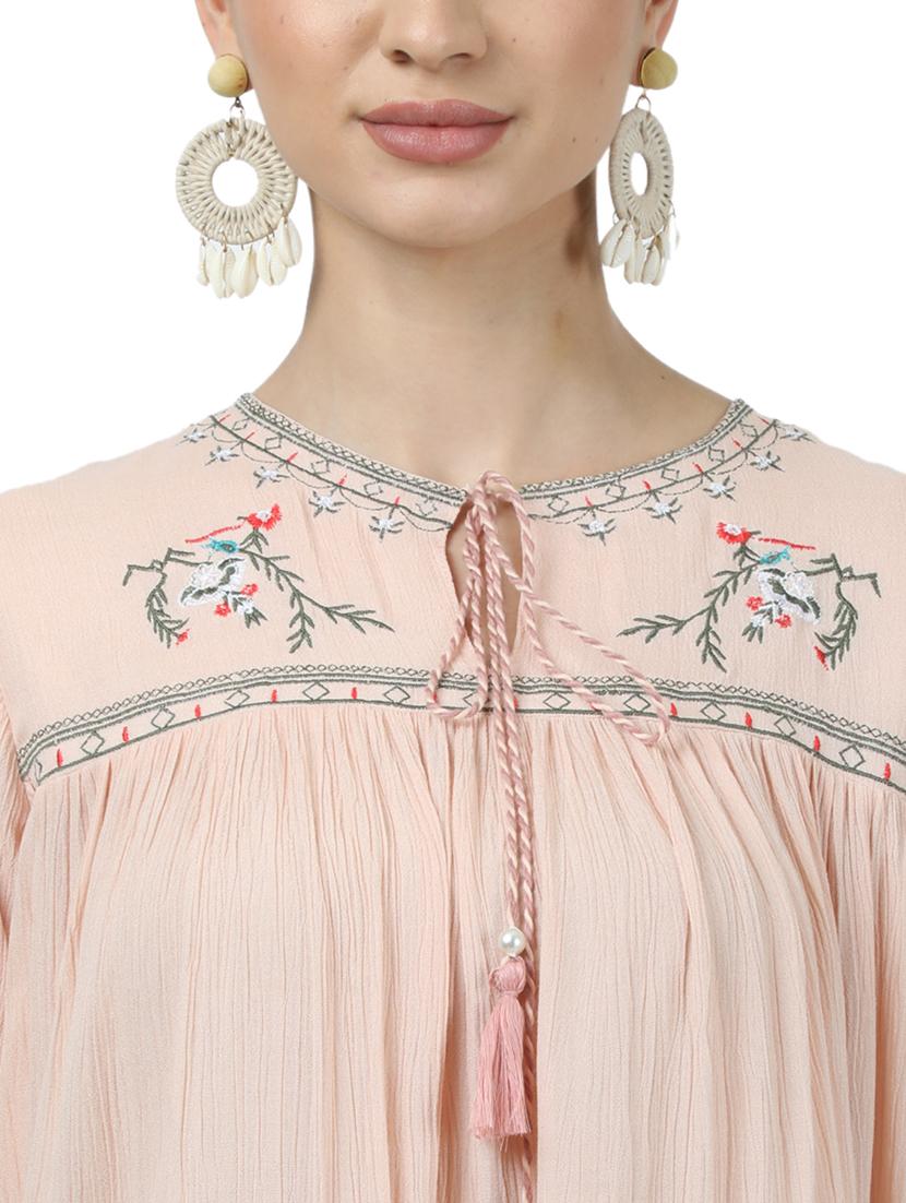 tie up neck embroidered detail top - 17694448 - Zoom Image - 5