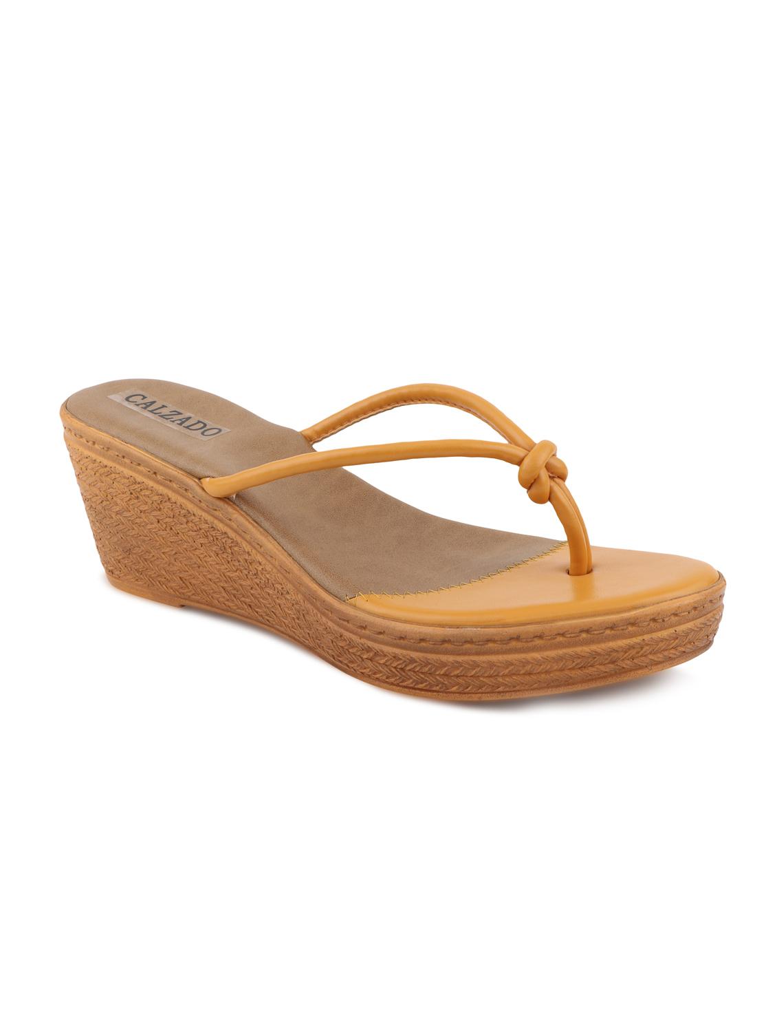 yellow toe separator wedge - 17694821 - Zoom Image - 1