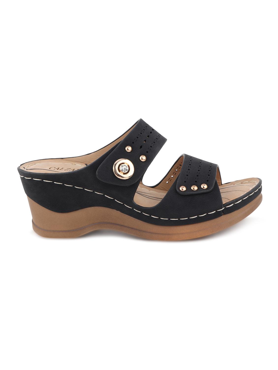 black slip on wedge - 17694827 - Zoom Image - 2