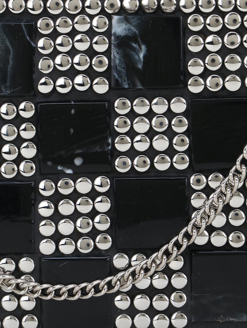 black metal box clutch - 17695026 - Zoom Image - 4