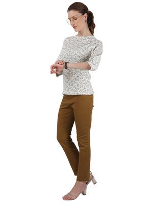 round neck floral top - 17695107 - Standard Image - 4