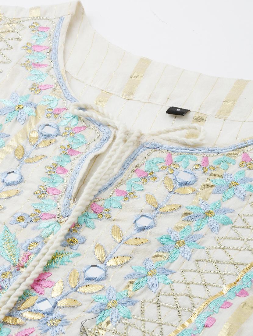 embroidered layered kurta - 17695367 - Zoom Image - 5
