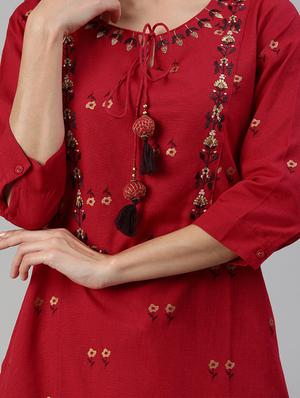 embroidered straight kurta - 17695370 - Standard Image - 4