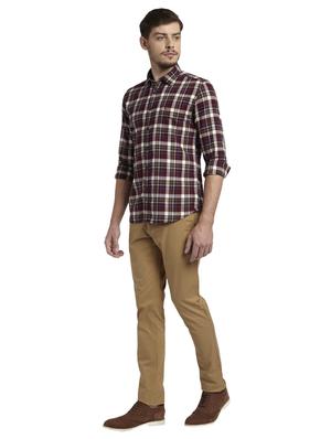 red checkered casual shirt - 17696591 - Standard Image - 5