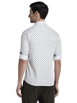 white printed casual shirt - 17696775 - Standard Image - 4