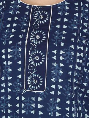 navy blue printed straight kurta - 17697927 - Standard Image - 4