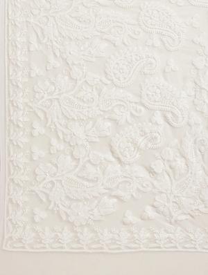 ada hand-embroidered white chikankari saree with blouse - 17707265 - Standard Image - 4