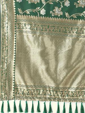 self design kanjivaram saree with blouse - 17707355 - Standard Image - 3