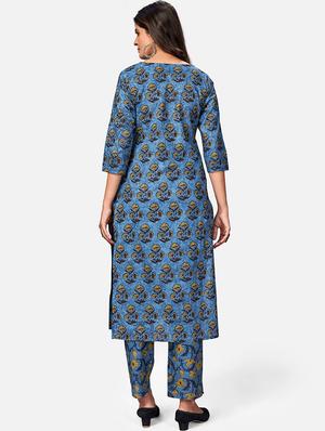 floral suit set - 17709345 - Standard Image - 3