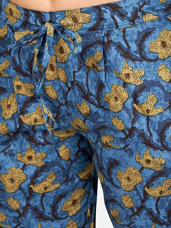 floral suit set - 17709345 - Zoom Image - 5