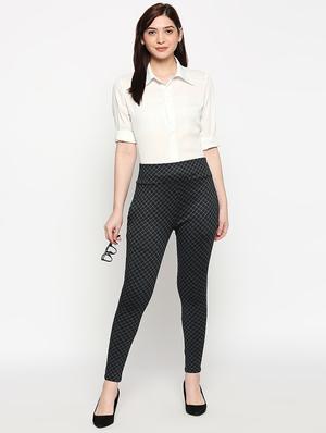 mid rise checkered treggings trouser - 17709555 - Standard Image - 4