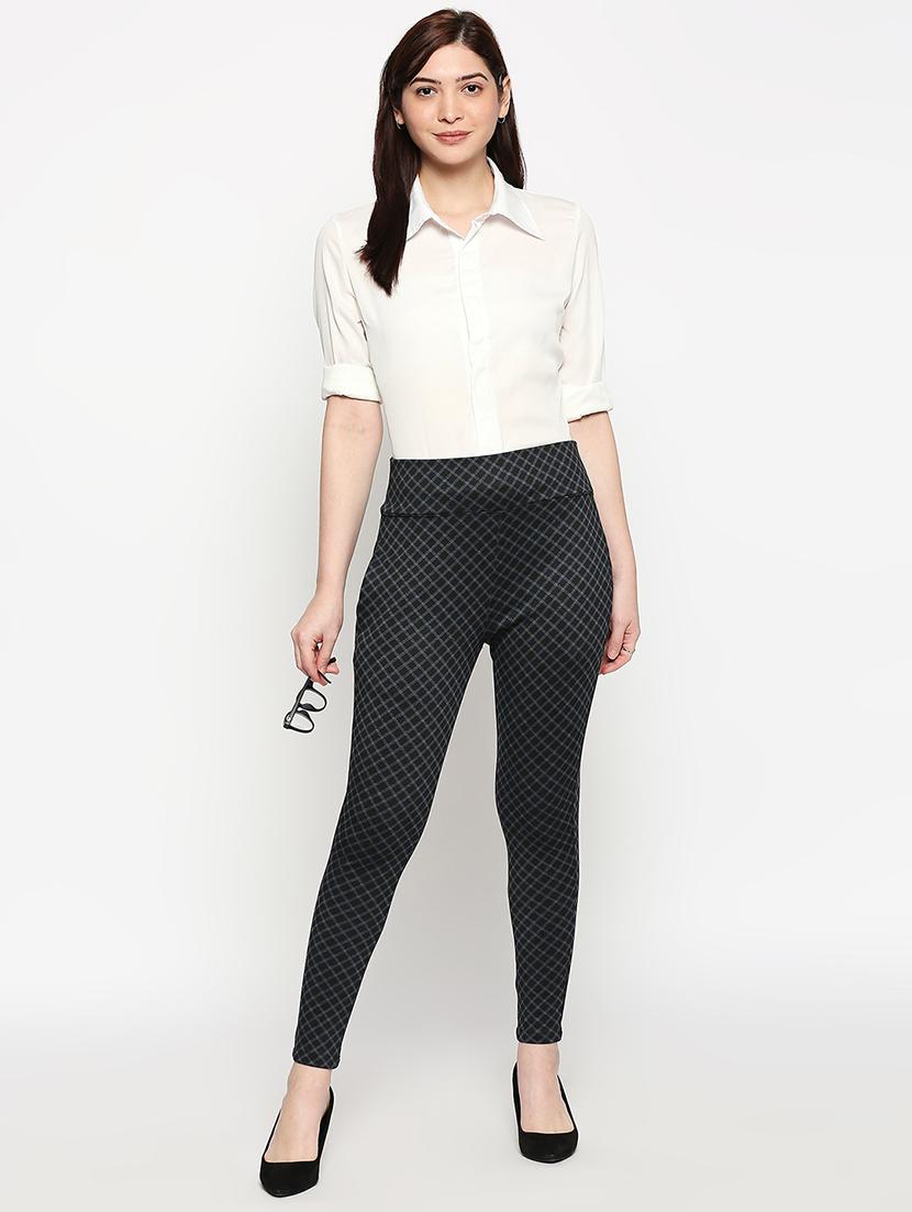 mid rise checkered treggings trouser - 17709555 - Zoom Image - 4