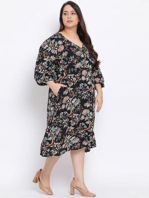 v-neck floral plus dress - 17715084 - Standard Image - 2