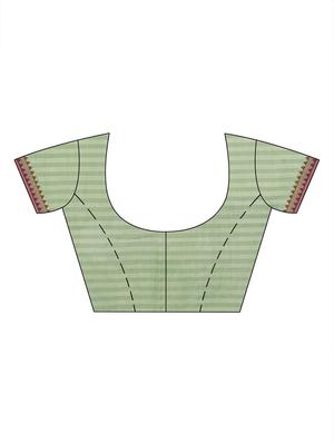 green silk handloom saree with blouse - 17715673 - Standard Image - 3