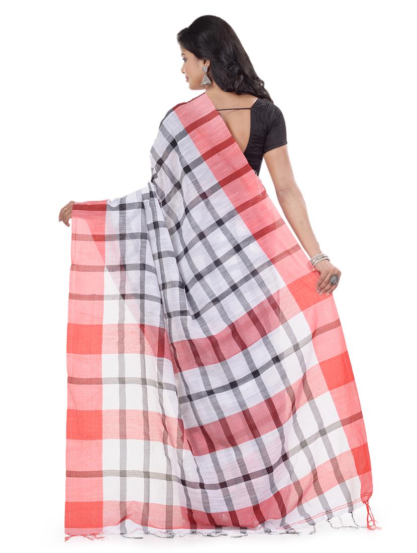white cotton handloom saree with blouse - 17715682 - Zoom Image - 2