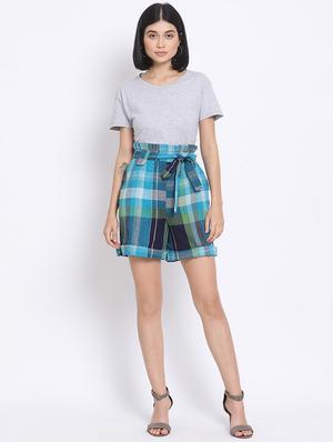 paper bag waist checkered shorts - 17715692 - Standard Image - 4