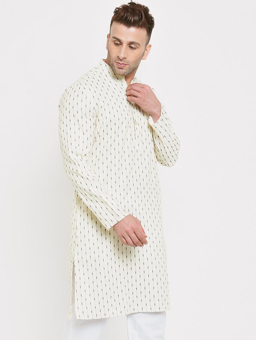 white printed medium length kurta - 17718772 - Zoom Image - 2