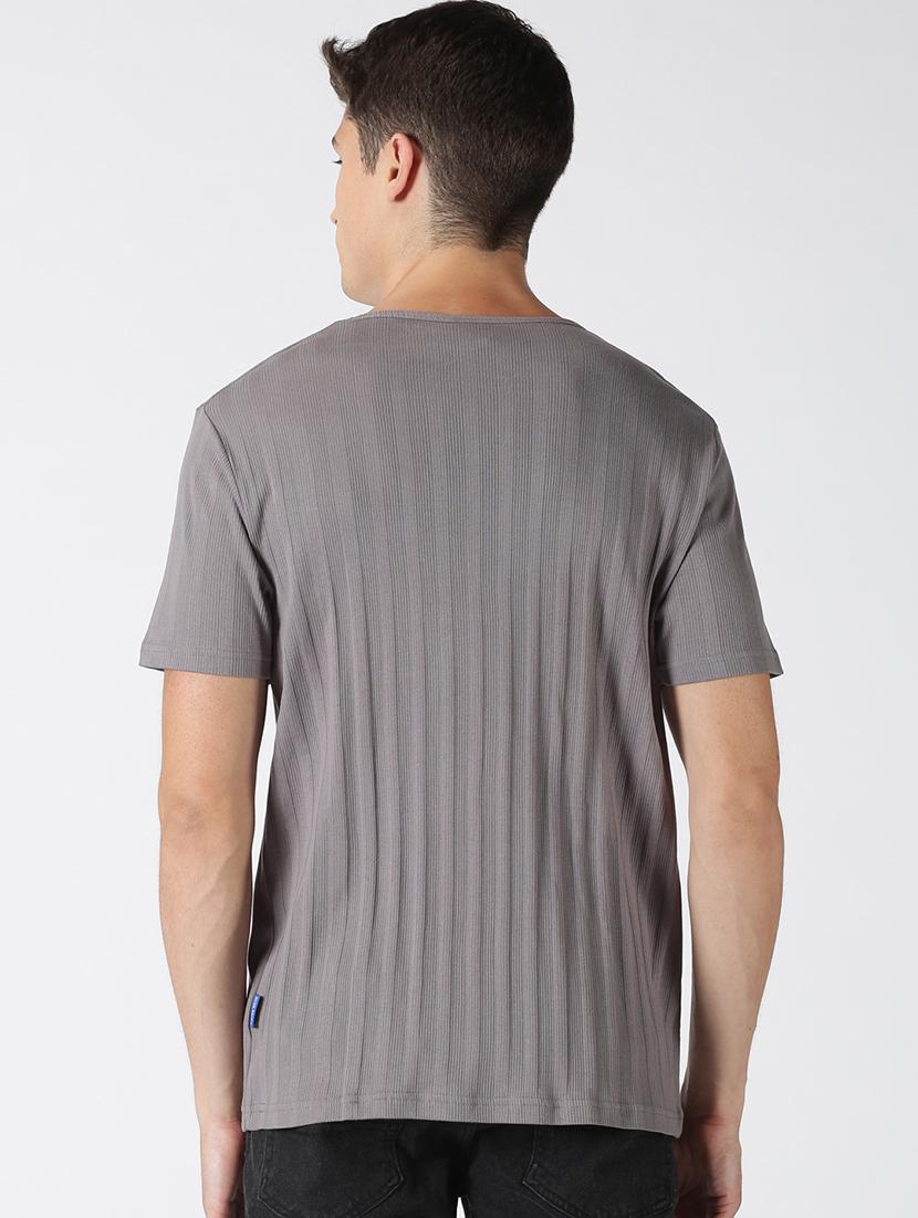 grey self design t-shirt - 17718965 - Zoom Image - 3