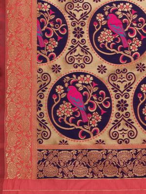 maroon banarasi saree with blouse - 17719302 - Standard Image - 4