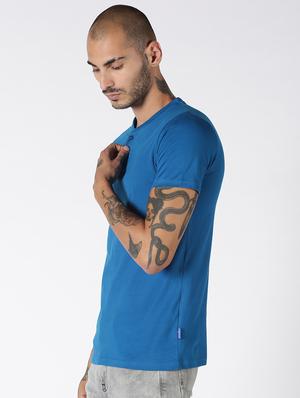 blue solid t-shirt - 17719358 - Standard Image - 2