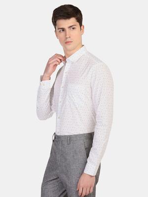 white printed formal shirt - 17727928 - Standard Image - 2