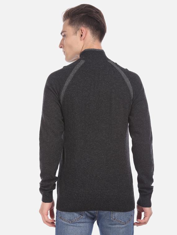 black solid pullover - 17729975 - Zoom Image - 3