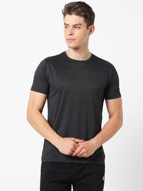 black solid t-shirt - 17732399 - Standard Image - 1