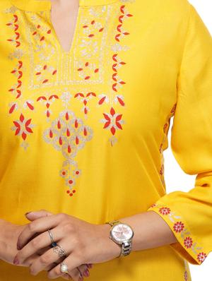 gold print kurta pant set - 17734010 - Standard Image - 4