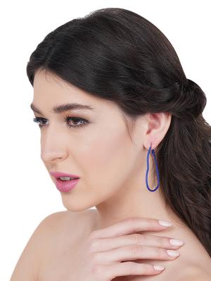 blue metal hoop earring - 17734032 - Standard Image - 5