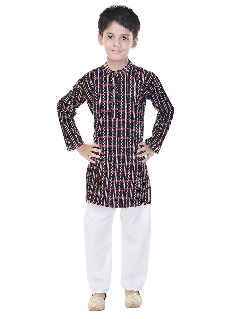 mandarin neck printed kurta with pajama set - 17734394 - Zoom Image - 1