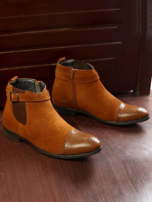 brown leather handicraft boots - 17734564 - Very Small Image - 1