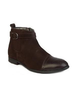 brown leather handicraft boots - 17734566 - Standard Image - 2