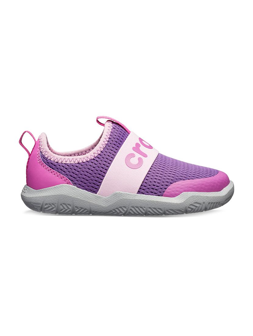 pink croslite sneaker - 17744286 - Zoom Image - 2