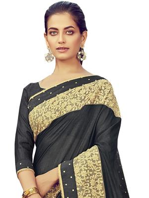 solid bordered saree with blouse - 17745121 - Standard Image - 2