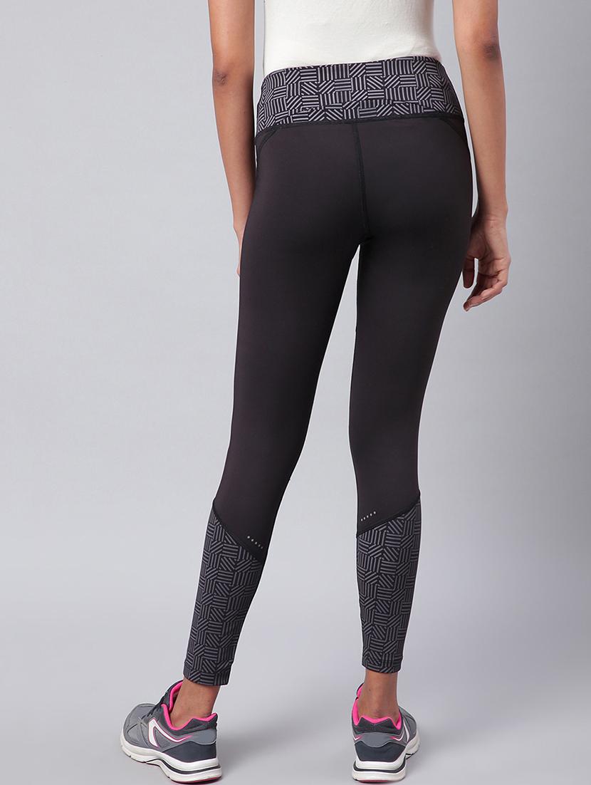 high rise contrast detail track pant - 17749778 - Zoom Image - 3