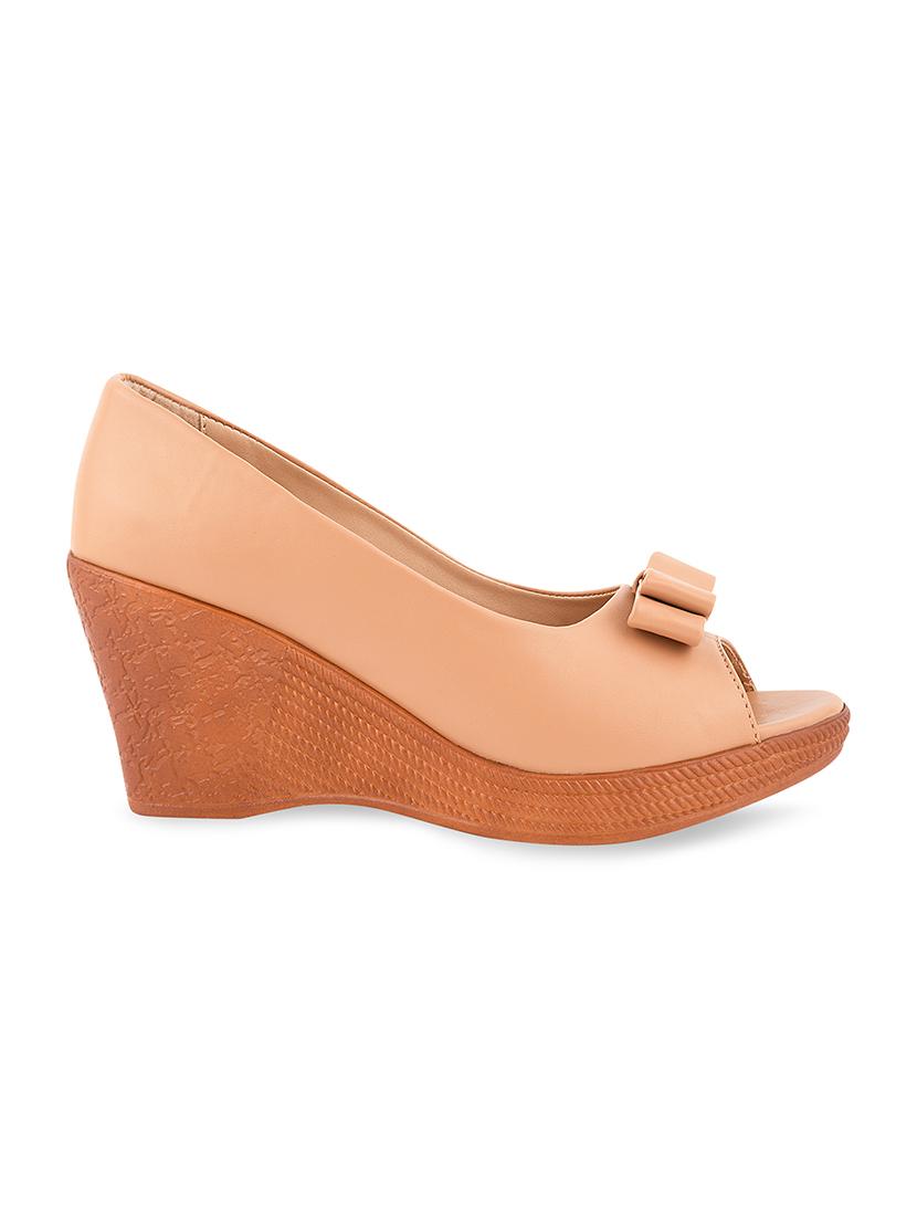 beige synthetic platforms pumps - 17750974 - Zoom Image - 2