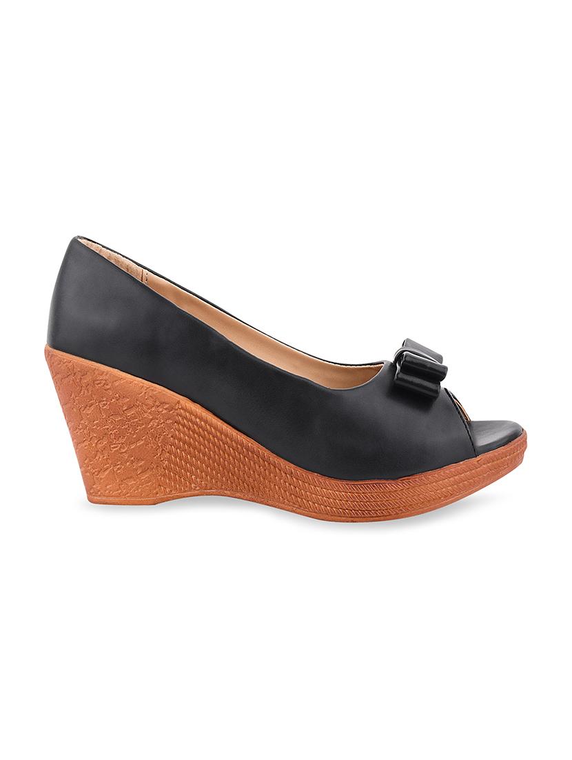 black synthetic platforms pumps - 17750975 - Zoom Image - 2