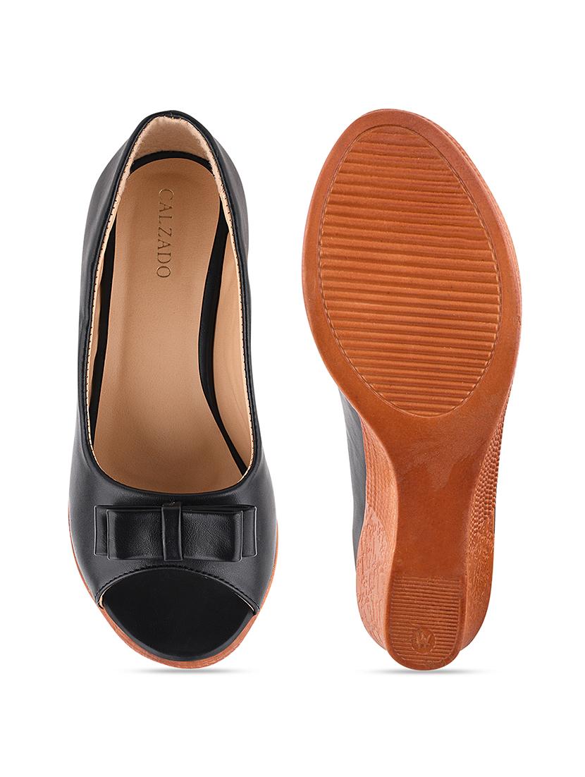 black synthetic platforms pumps - 17750975 - Zoom Image - 4