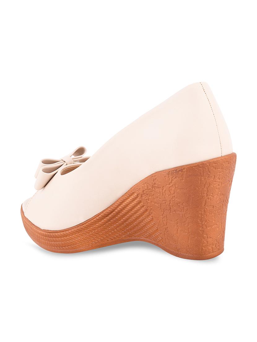 nude synthetic platforms pumps - 17750976 - Zoom Image - 3