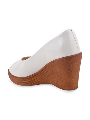 white synthetic platforms pumps - 17750981 - Standard Image - 3