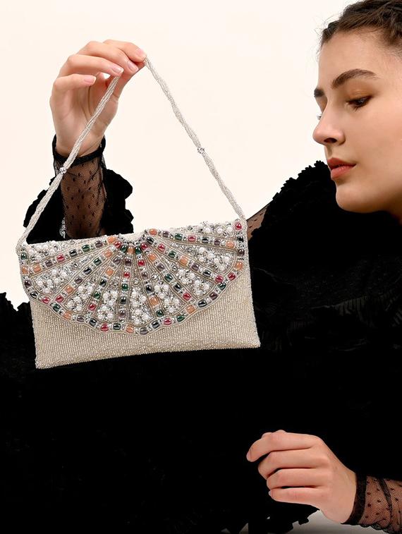 white embellished clutch - 17756314 - Zoom Image - 5