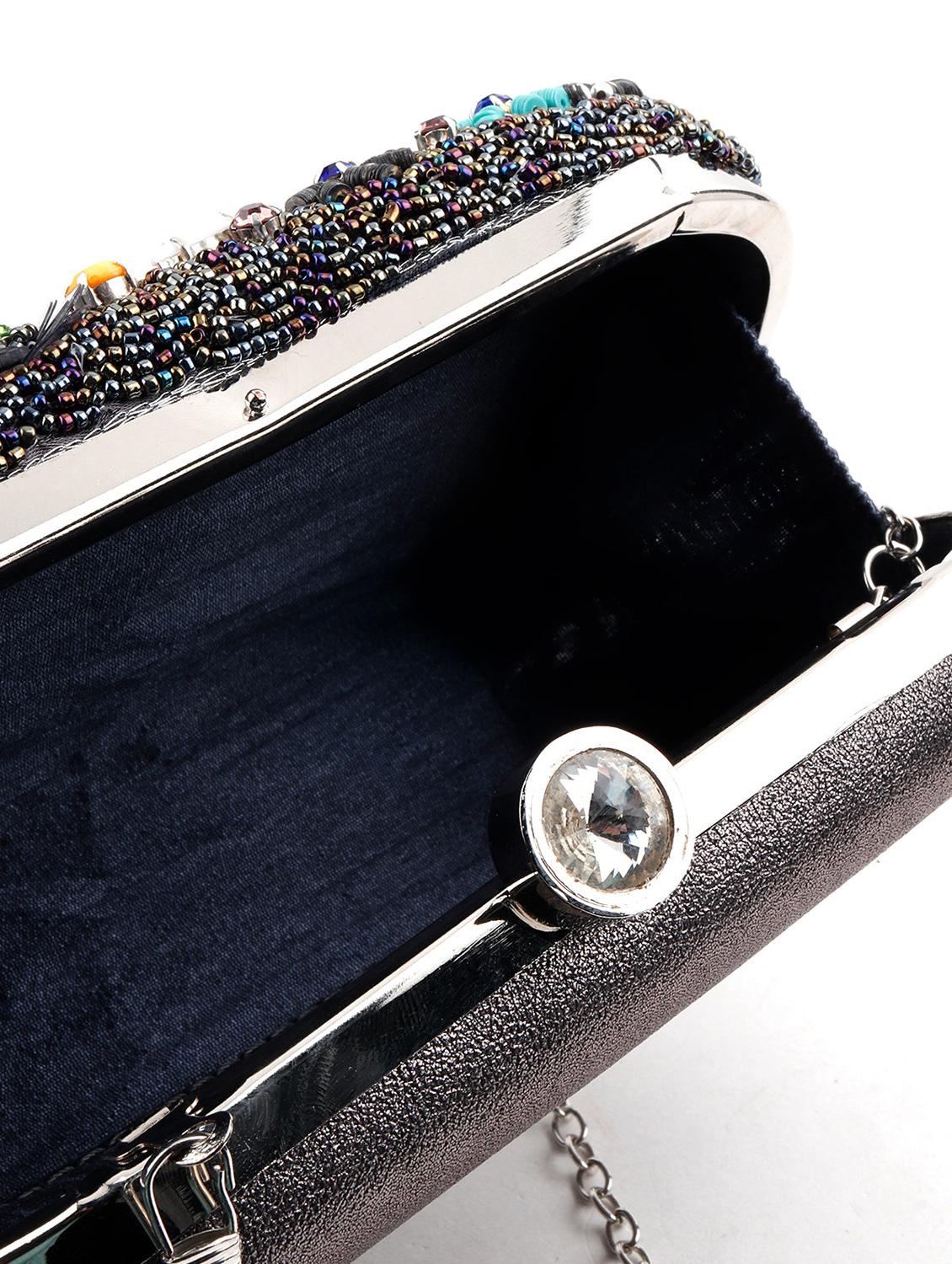 black embellished regular clutch - 17756320 - Zoom Image - 3