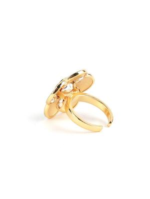 green metal finger ring - 17757395 - Standard Image - 4