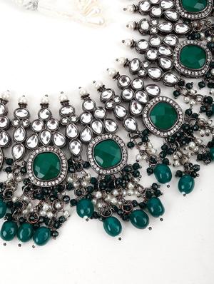 green metal choker necklace - 17758145 - Standard Image - 4