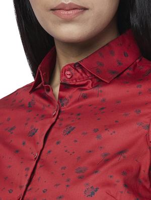 curved hem floral shirt - 17759200 - Standard Image - 5