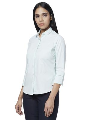 curved hem solid shirt - 17759227 - Standard Image - 2