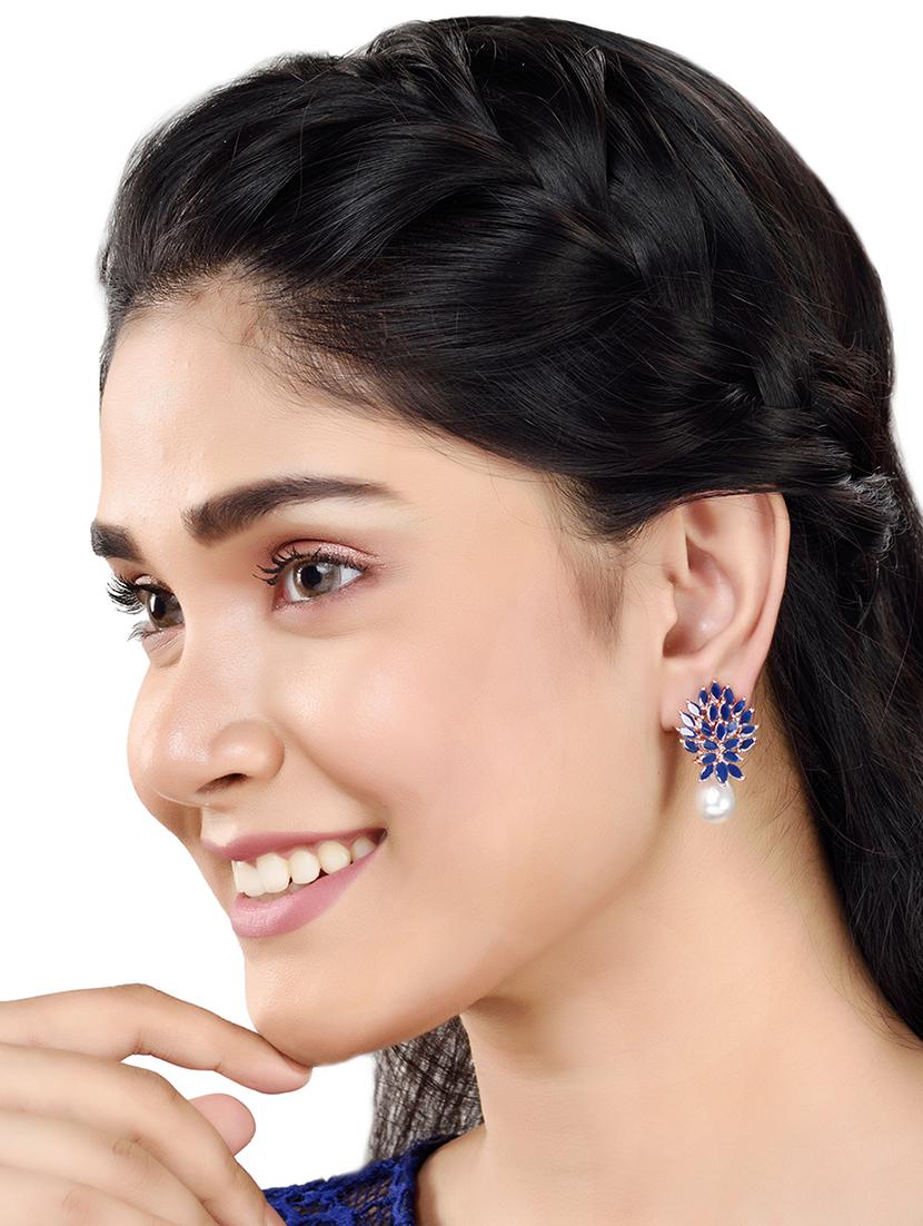 rose gold plated luxurious blue ad studded pearl drop earring - 17759880 - Zoom Image - 4