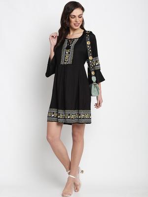 tie up neck printed a-line dress - 17762148 - Standard Image - 4